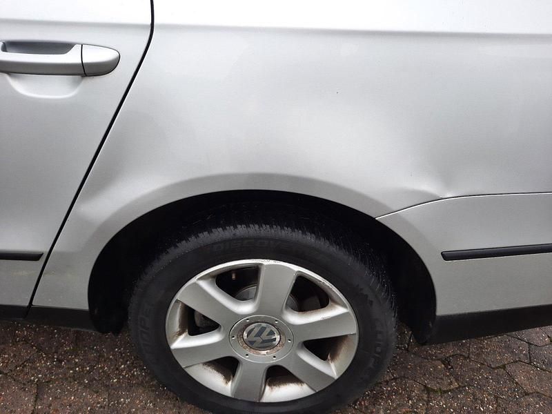 Gebraucht VW Passat 140 PS (102 kW) 2008 Silber Kombi