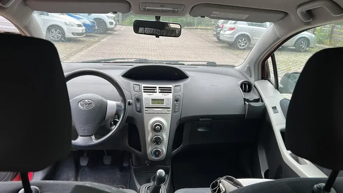Gebraucht Toyota Yaris 87 PS (63 kW) 2007 Rot Kleinwagen