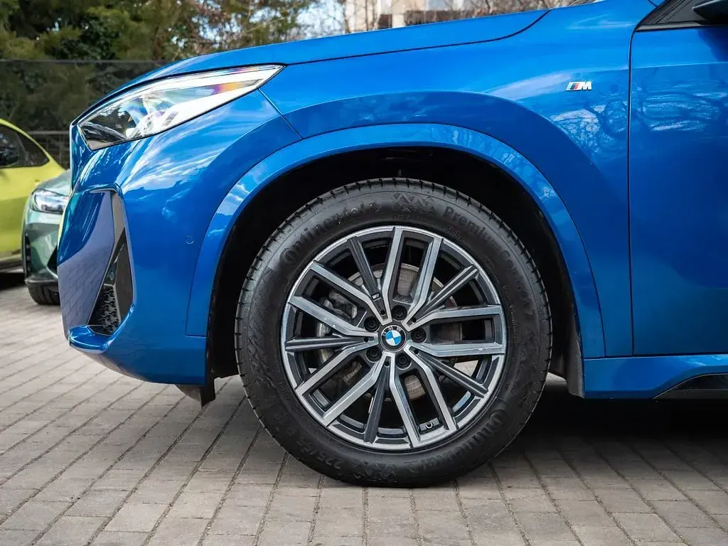 Gebraucht BMW X1 M Sport 163 PS (119 kW) 2025 Blau SUV