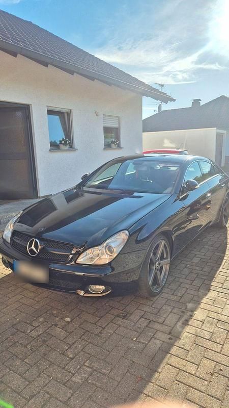 Schwarz Gebraucht 2005 Mercedes CLS320 Coupé | 7.500 € (Fairer Preis) - Bild 1/4