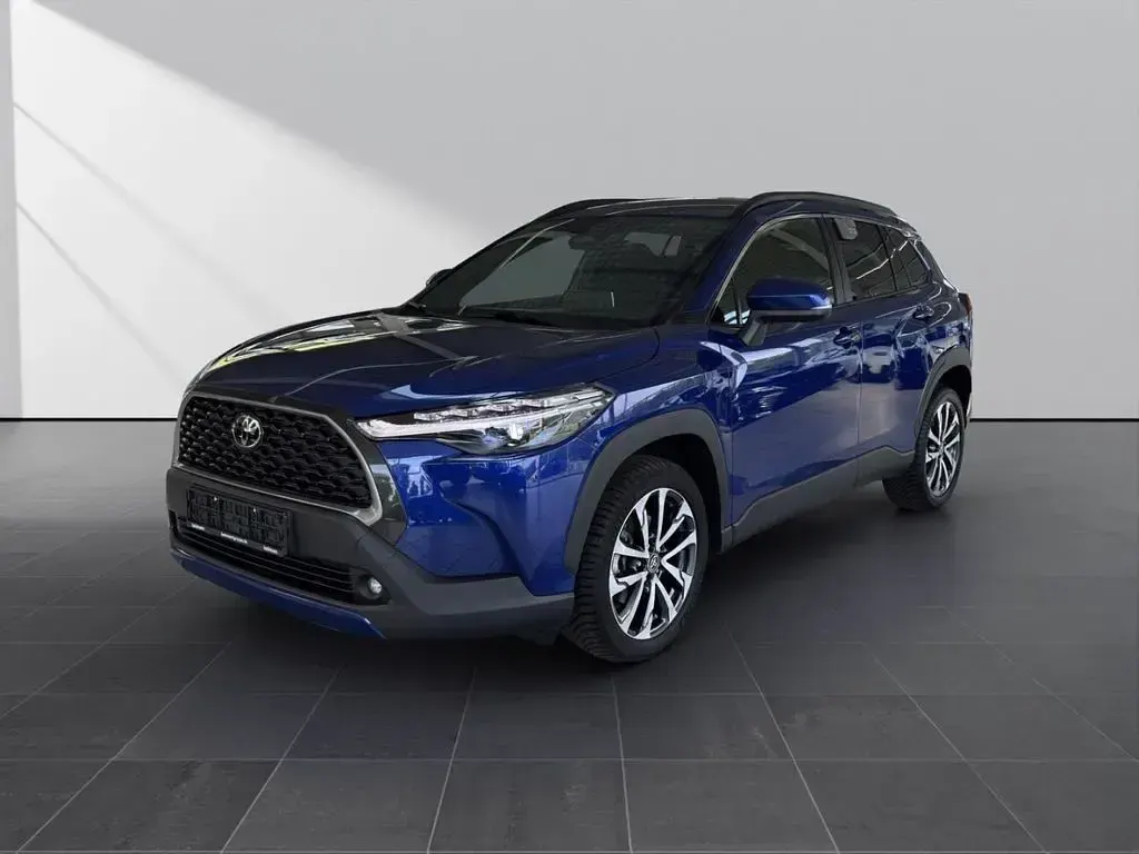 Gebraucht Toyota Corolla Cross Team 140 PS (102 kW) 2024 SUV