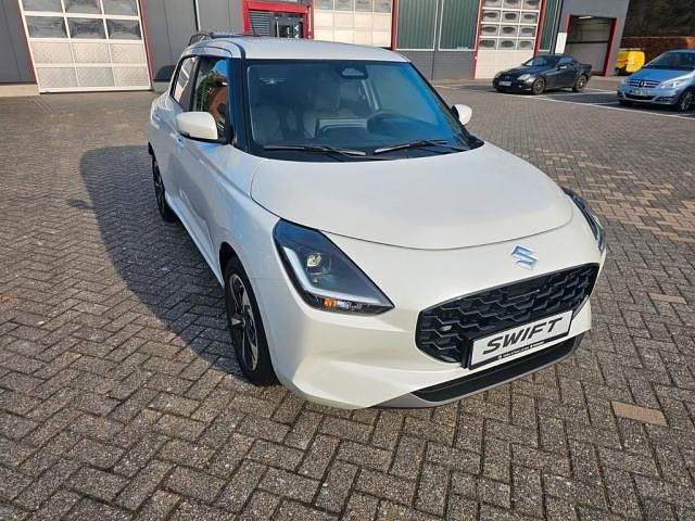 Neu Suzuki Swift Comfort+ 83 PS (61 kW) 2026 Weiß Kleinwagen