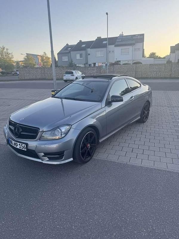 Gebraucht Mercedes C200 184 PS (135 kW) 2013 Grau Coupé