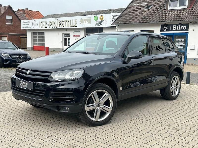 Schwarz Gebraucht 2013 VW Touareg SUV | 22.998 € (Etwas zu teuer) - Bild 1/4