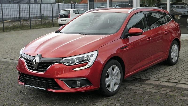 Gebraucht Renault Mégane GrandTour Experience 132 PS (97 kW) 2016 Rot Kombi