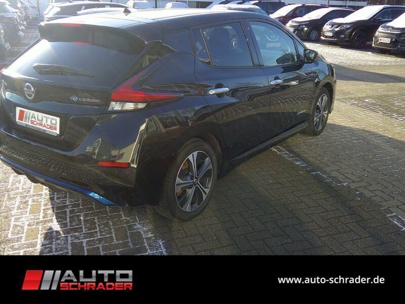 Gebraucht Nissan Leaf N-Connecta 110 kW (150 PS) 2019 Schwarz Kleinwagen