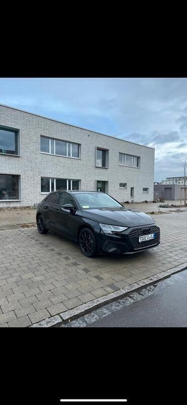 Schwarz Gebraucht 2021 Audi A3 Sportback e-tron Limousine | 22.700 € - Bild 1/2