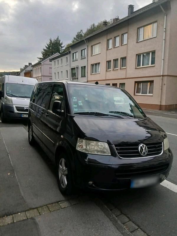 Schwarz Gebraucht 2008 VW T5 California Van | 9.700 € (Etwas zu teuer) - Bild 1/4