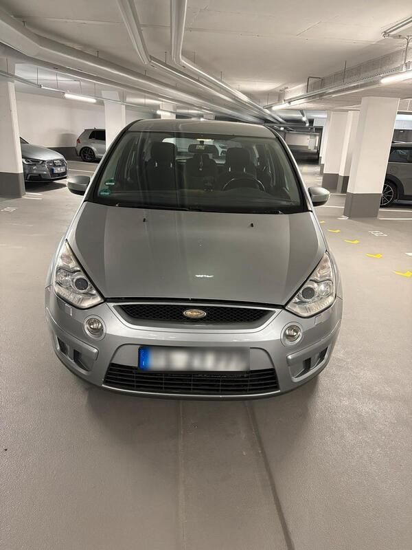 Grau Gebraucht 2007 Ford S-MAX S Van / Kleinbus | 2.000 € - Bild 1/4