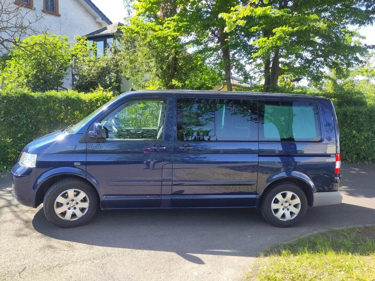 Gebraucht VW T5 131 PS (96 kW) 2004 Blau Van