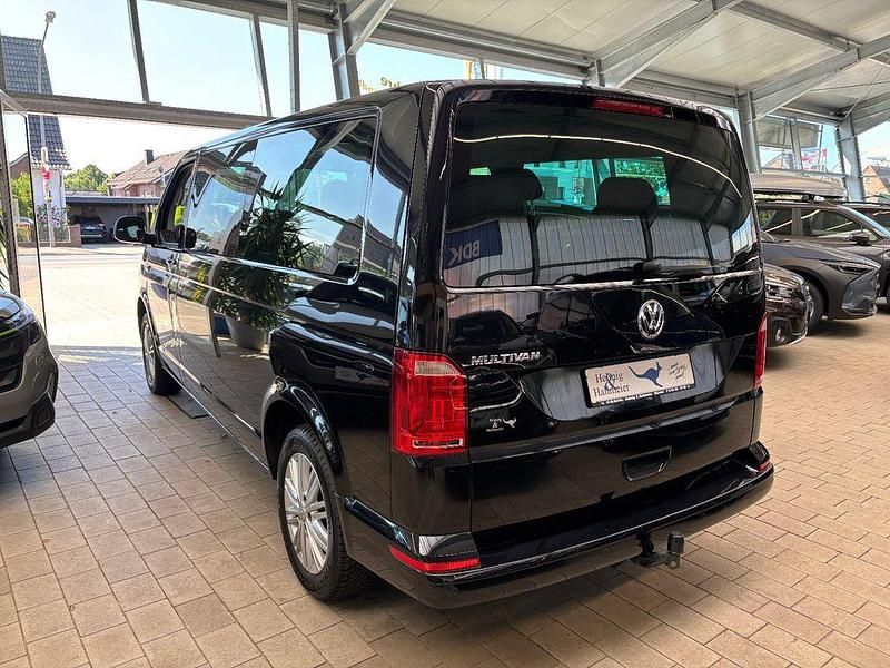 Gebraucht VW Multivan Comfortline 150 PS (110 kW) 2019 Schwarz Van