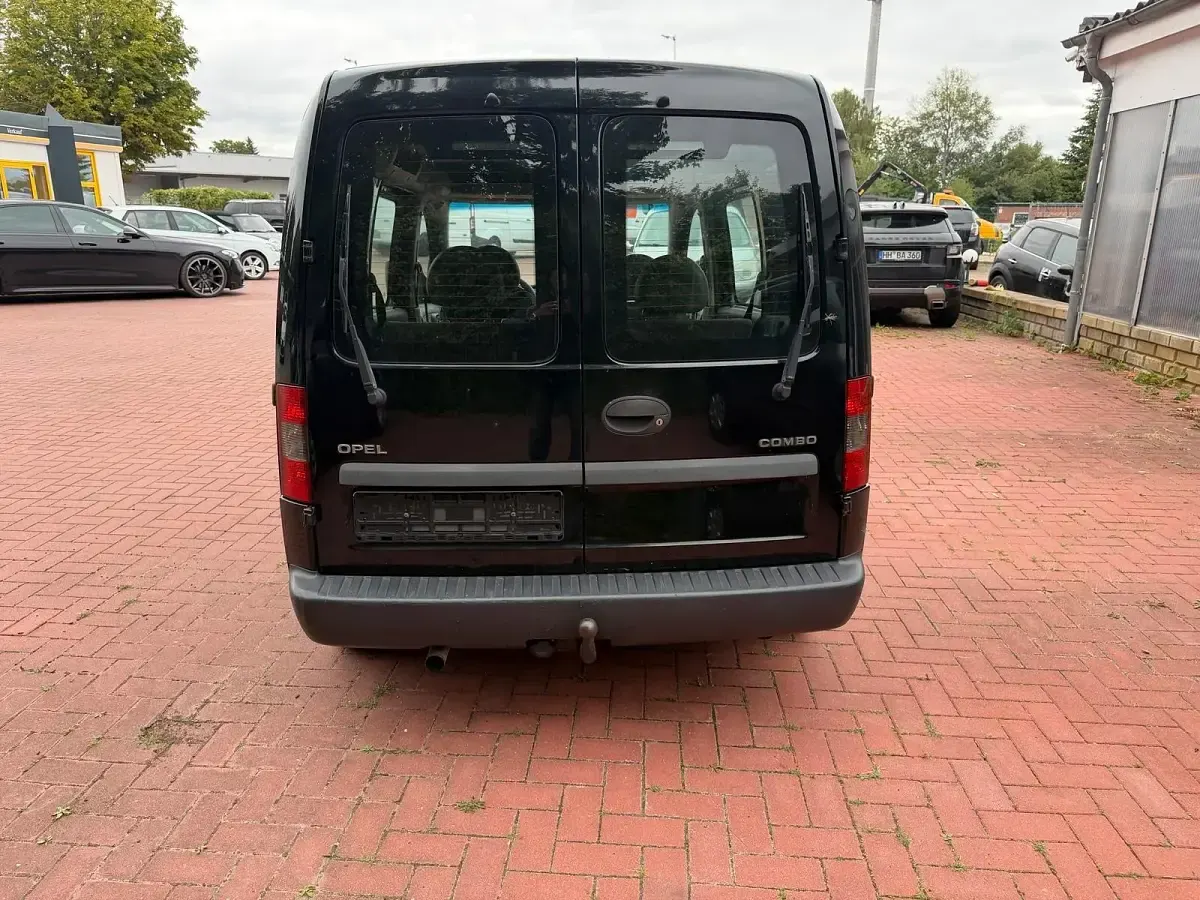 Gebraucht Opel Combo 69 PS (50 kW) 2004 Schwarz Van / Kleinbus