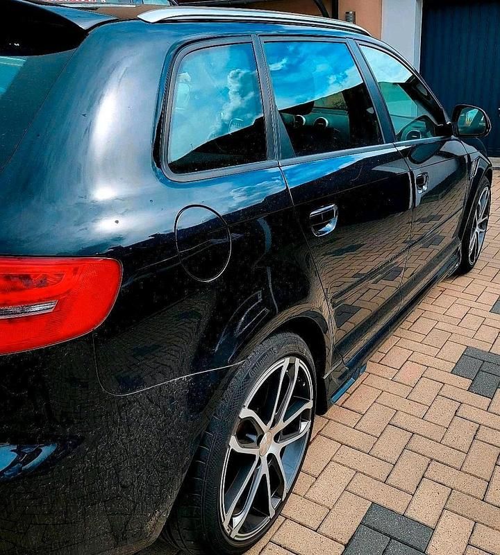 Gebraucht Audi A3 125 PS (91 kW) 2011 Schwarz Kleinwagen