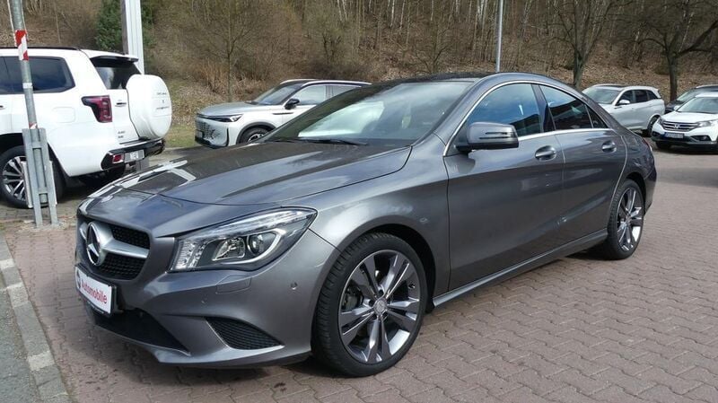Grau Gebraucht 2013 Mercedes CLA180 Limousine | 15.990 € (Guter Preis) - Bild 1/4