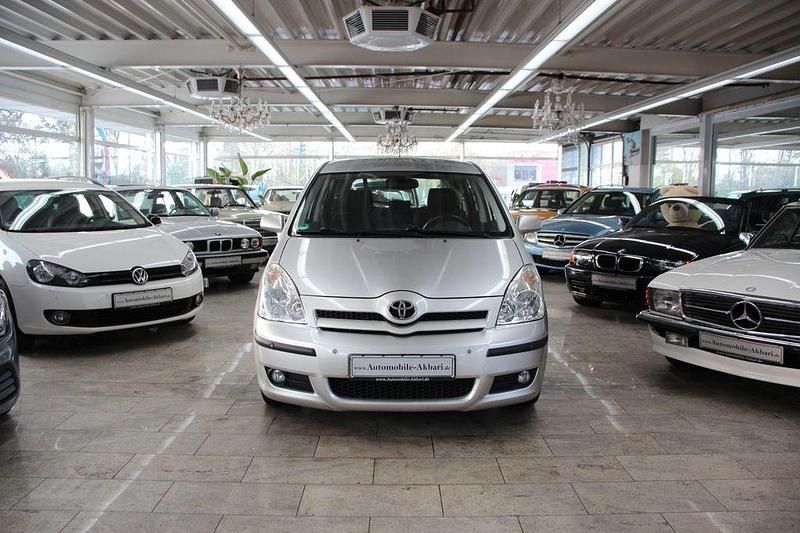 Gebraucht Toyota Corolla Sol 129 PS (94 kW) 2004 Silber Kombi