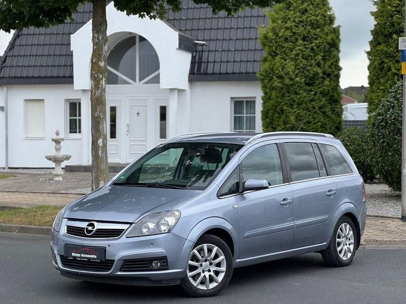 Gebraucht Opel Zafira Edition+ 150 PS (110 kW) 2006 Silber Van / Kleinbus