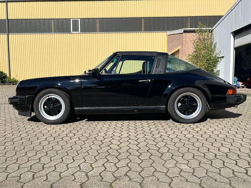 Gebraucht Porsche 911 207 PS (152 kW) 1985 Schwarz Cabrio