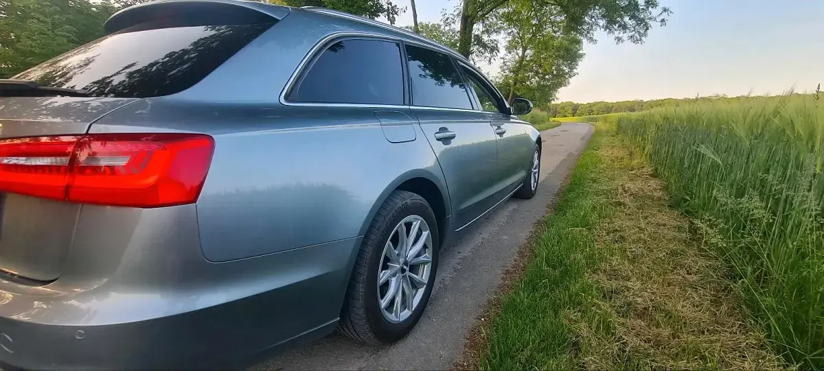 Gebraucht Audi A6 177 PS (130 kW) 2012 Andere farben Kombi