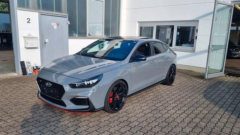 Grau Gebraucht 2020 Hyundai i30 N Performance Limousine | 29.000 € (Fairer Preis) - Bild 1/4