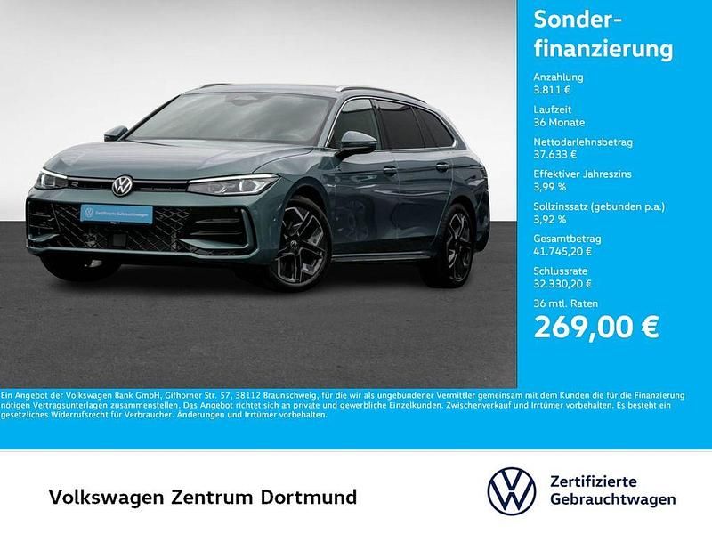 Grün Gebraucht 2024 VW Passat R-line Kombi | 41.444 € (Superpreis) - Bild 1/4