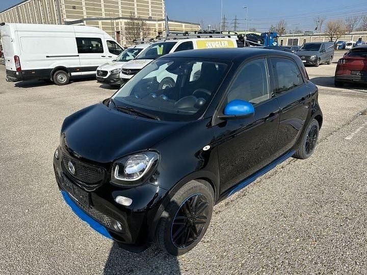 Gebraucht Smart ForFour Electric Drive 60 kW (82 PS) 2019 Schwarz Limousine