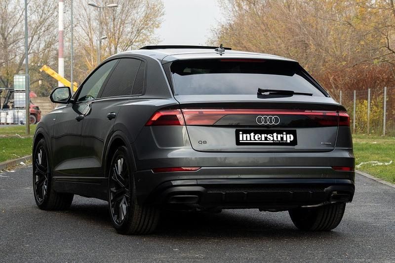 Gebraucht Audi Q8 S-Line 286 PS (210 kW) 2025 Grau SUV