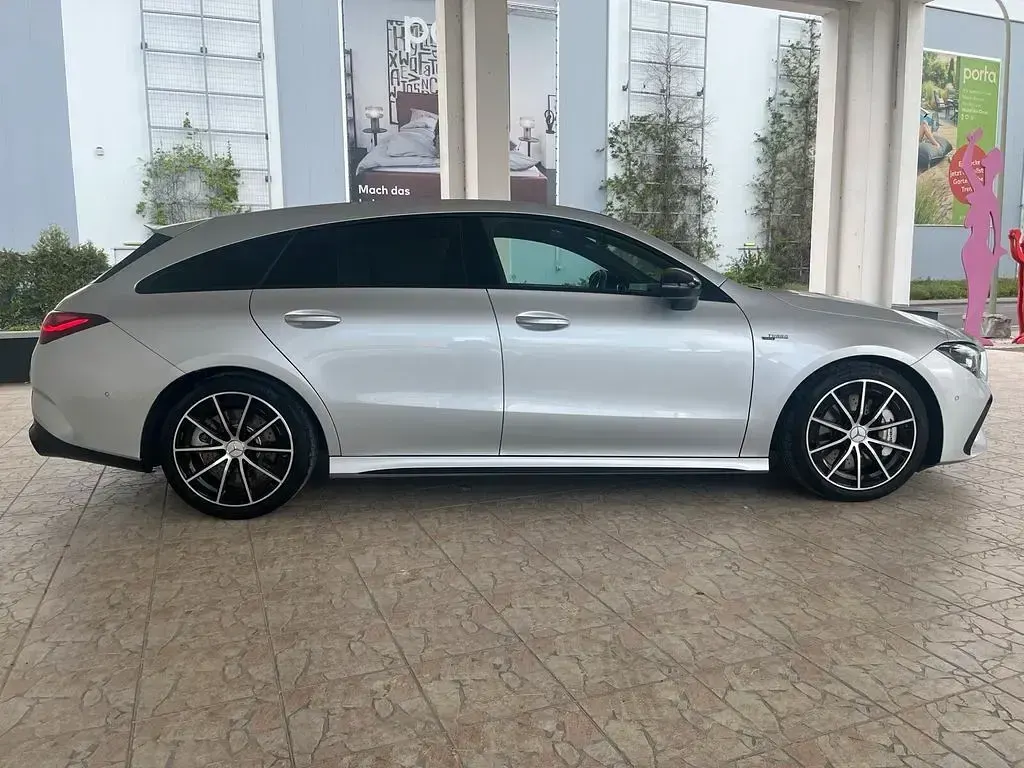 Gebraucht Mercedes CLA35 AMG AMG 306 PS (225 kW) 2024 Iridiumsilber metallic Coupé