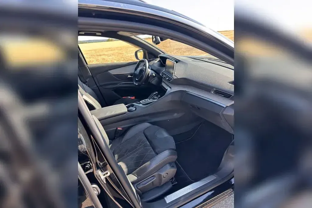 Gebraucht Peugeot 5008 GT 177 PS (130 kW) 2018 Schwarz SUV