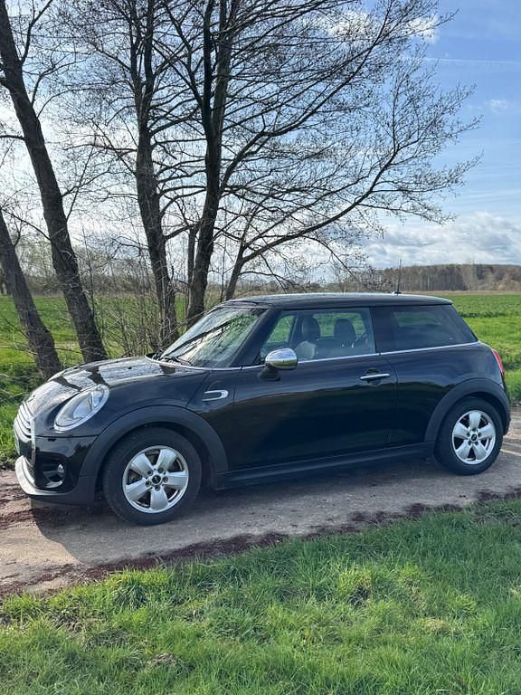 Usado Mini ONE 102 HP (75 kW) 2015 Preto Citadino