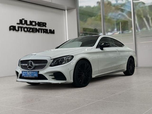 Weiß Gebraucht 2019 Mercedes C400 AMG line Coupé | 32.990 € (Guter Preis) - Bild 1/4