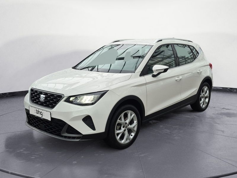 Weiß Gebraucht 2024 Seat Arona FR SUV | 20.950 € (Fairer Preis) - Bild 1/4