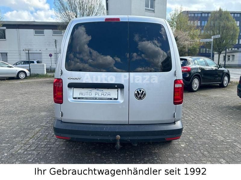 Gebraucht VW Caddy Maxi 150 PS (110 kW) 2018 Silber Van / Kleinbus