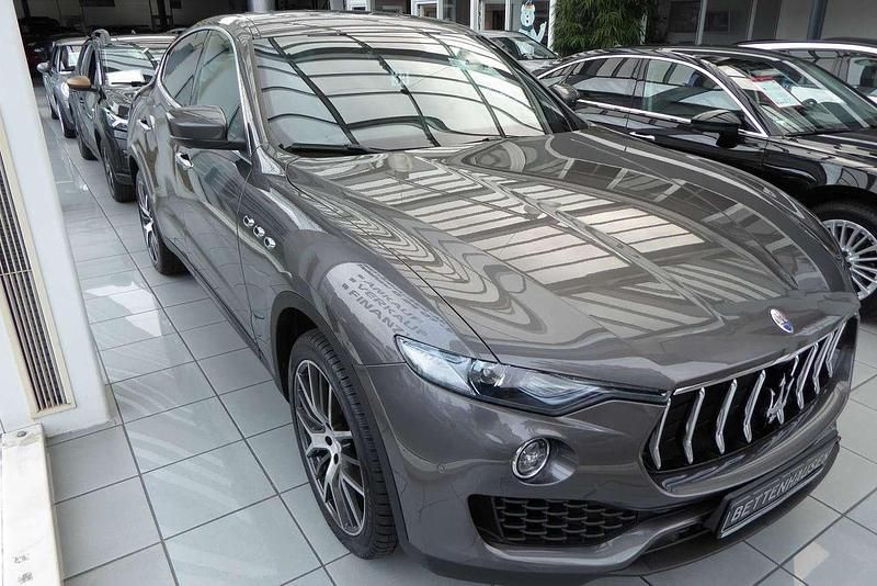 Gebraucht Maserati Levante 275 PS (202 kW) 2019 Grau SUV