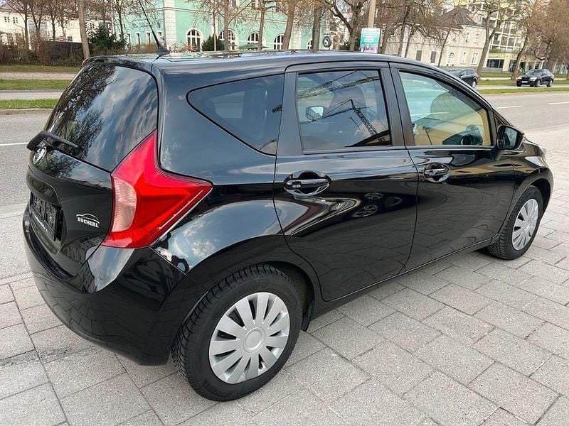 Gebraucht Nissan Note Acenta+ 98 PS (72 kW) 2016 Schwarz Kleinwagen