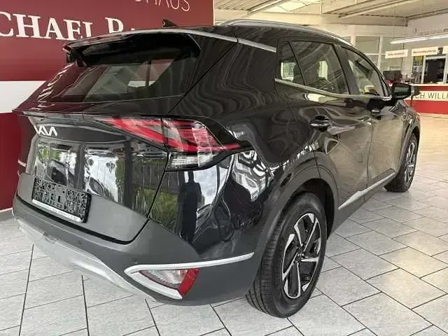 Gebraucht Kia Sportage 150 PS (110 kW) 2023 (1k) zilinaschwarz met. SUV