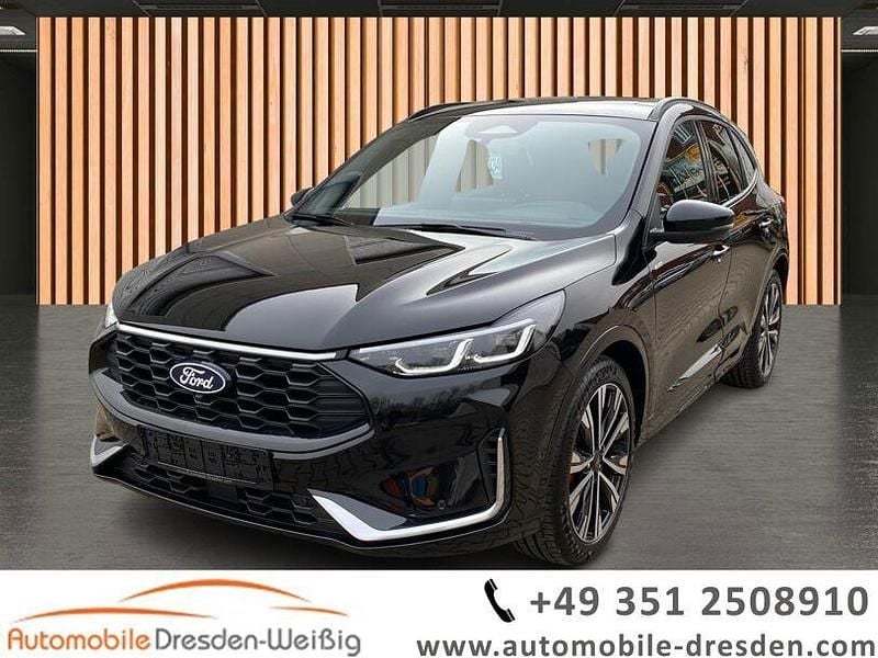 Gebraucht Ford Kuga ST-Line X 186 PS (136 kW) 2025 Schwarz SUV