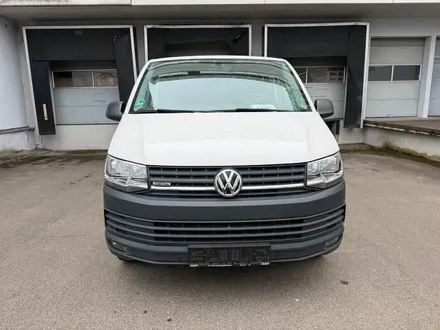 Second-hand VW Transporter 174 CP (127 kW) 2020 Alb Van