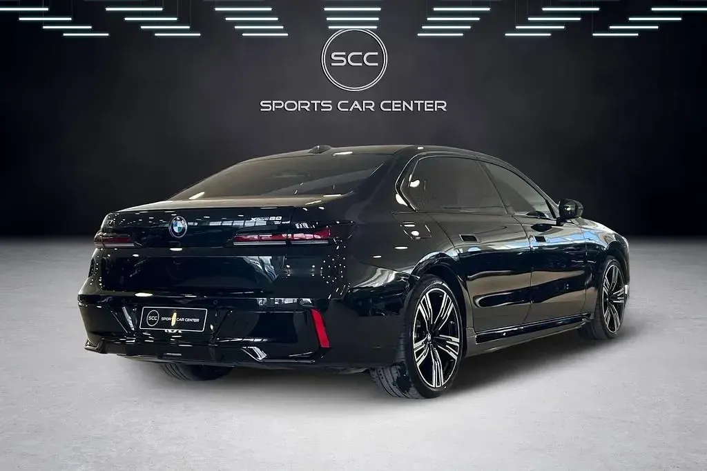 Gebraucht BMW i7 Executive 400 kW (544 PS) 2024 Schwarz Limousine