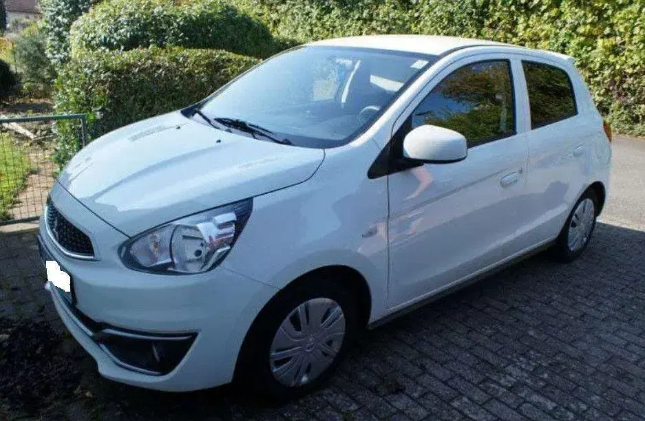 Gebraucht Mitsubishi Space Star Diamant Edition 71 PS (52 kW) 2020 Weiß Kleinwagen