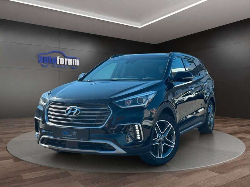 Schwarz Gebraucht 2017 Hyundai Grand Santa Fe Premium SUV | 27.490 € (Teuer) - Bild 1/4