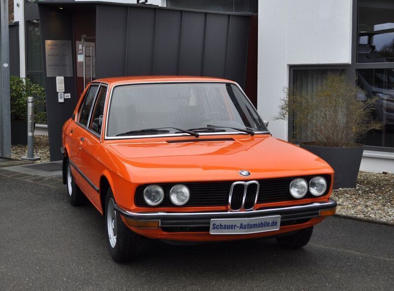 Gebraucht BMW 520 116 PS (85 kW) 1973 Orange Limousine