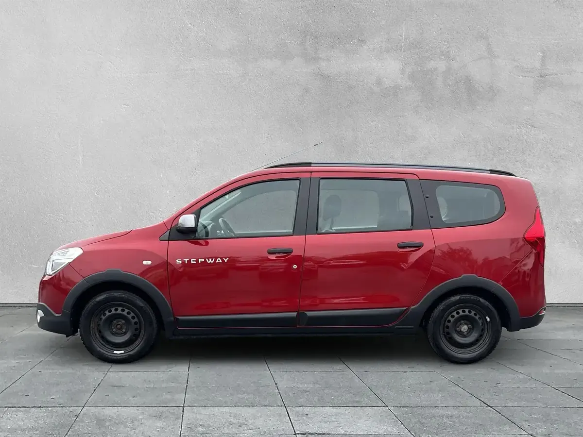Gebraucht Dacia Lodgy Stepway 116 PS (85 kW) 2020 Rot Van / Kleinbus