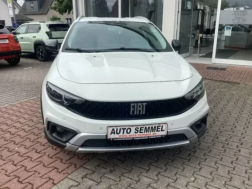 Gebraucht Fiat Tipo Cross 100 PS (73 kW) 2022 Bianco