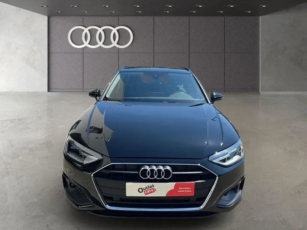 Gebraucht Audi A4 150 PS (110 kW) 2023 Schwarz Kombi