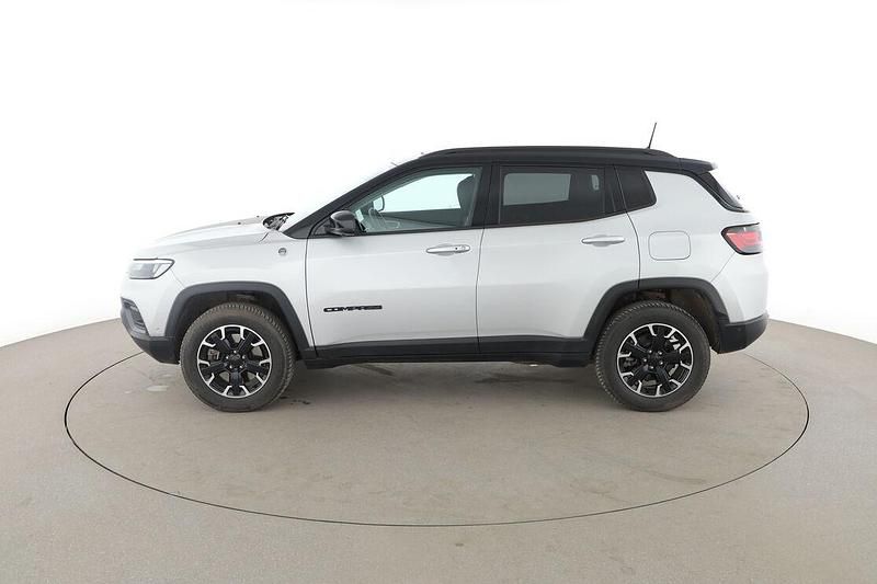 Gebraucht Jeep Compass Trailhawk 60 PS (44 kW) 2022 Grau SUV
