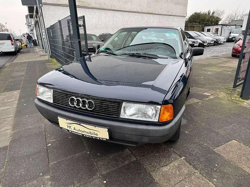 Dunkelblau Gebraucht 1990 Audi 80 Limousine | 3.990 € - Bild 1/4
