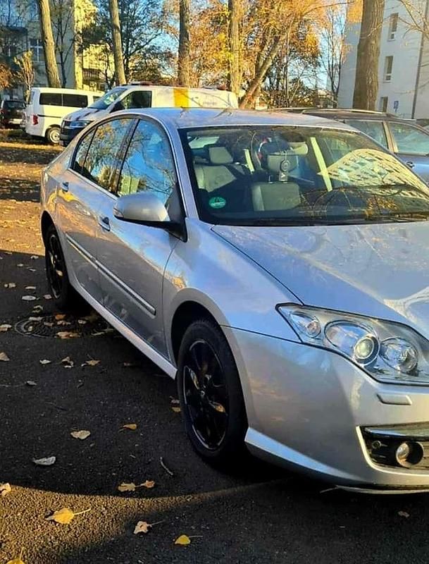 Gebraucht Renault Laguna III Dynamique 140 PS (102 kW) 2008 Grau Limousine