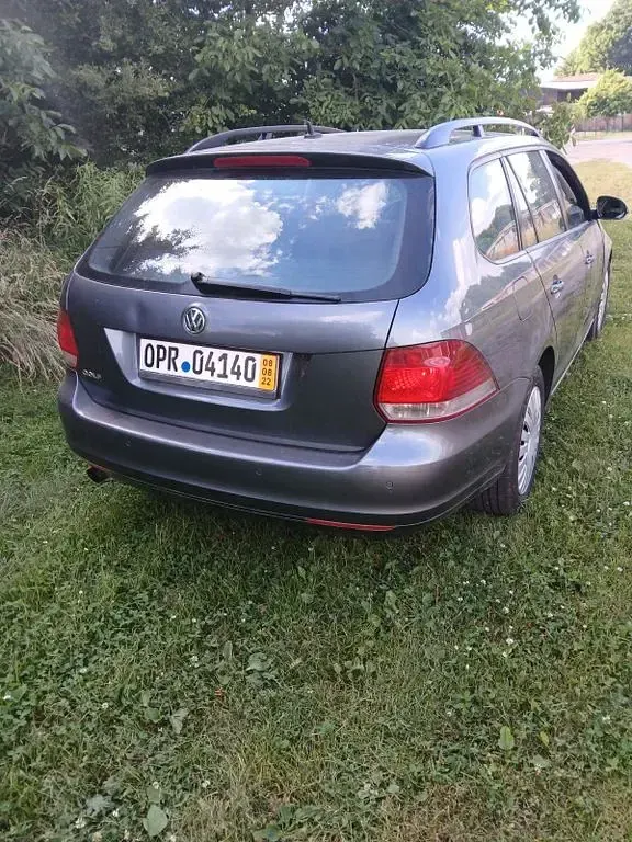 Gebraucht VW Golf VI Trendline 105 PS (77 kW) 2010 Grau Kleinwagen