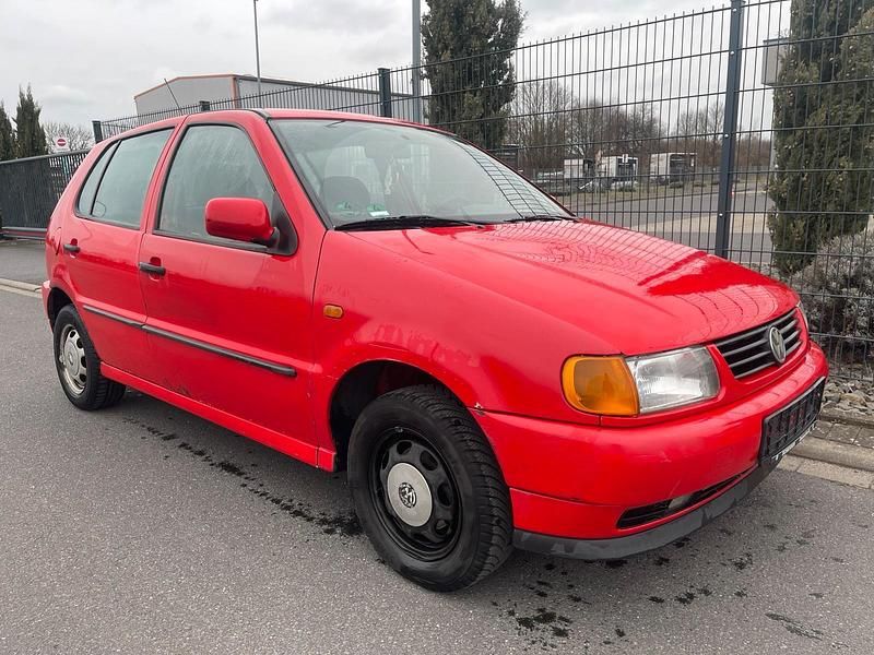 Gebraucht VW Polo 50 PS (36 kW) 1998 Rot Kleinwagen