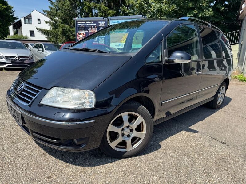Schwarz Gebraucht 2009 VW Sharan Exclusive Van / Kleinbus | 3.999 € (Guter Preis) - Bild 1/4